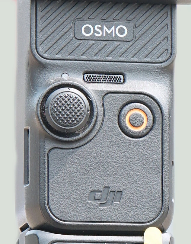 Un gesto pequeño de DJI Osmo Pocket 3