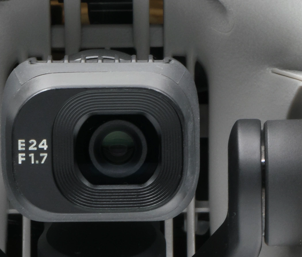 La cámara que fotografía de DJI Mini 4 Pro