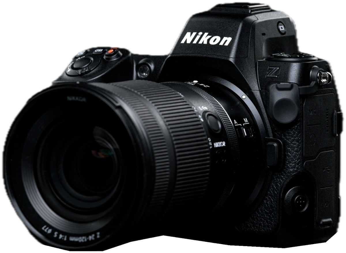 Cuerpo negro con NIKKOR Z 24–120mm f/4 S