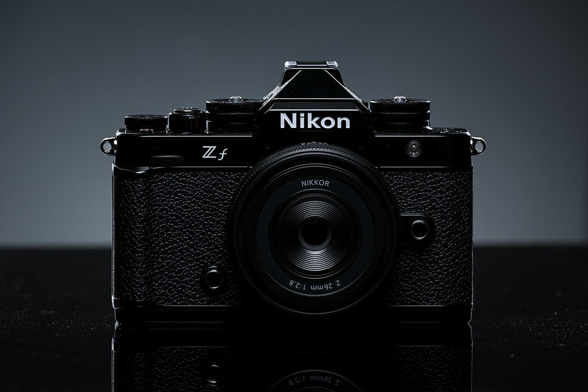 Nikon Z f · fotografía de Henry Söderlund